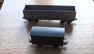 Evemodel  Spur H0 1:87  1x Hochbordwagen + 1x gedeckter Güterwagen.