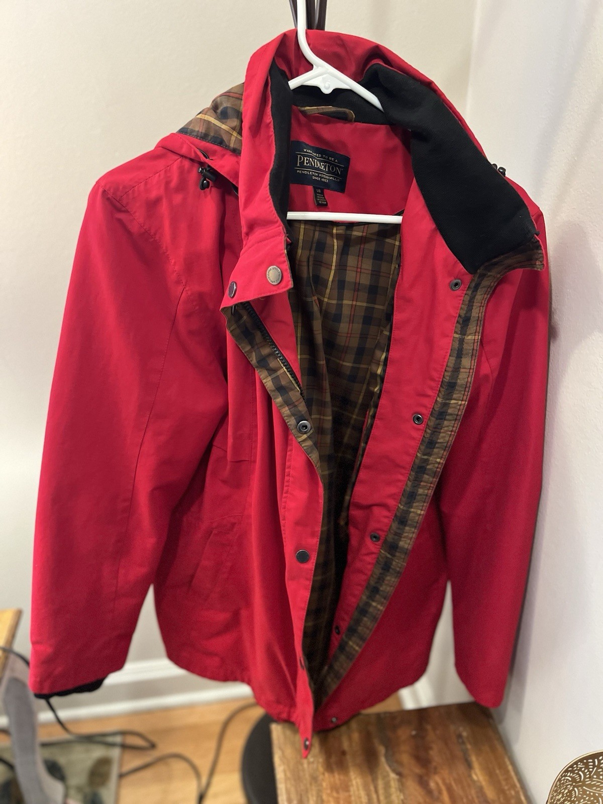 pendleton rain coat size large - image 1