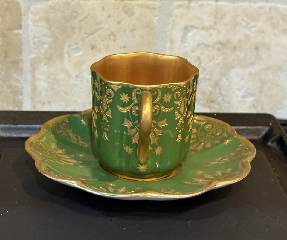 Juego de tazas y platillos Coalport Demitasse verde y dorado AD 1750 AD 2767 Foto 4 de 4