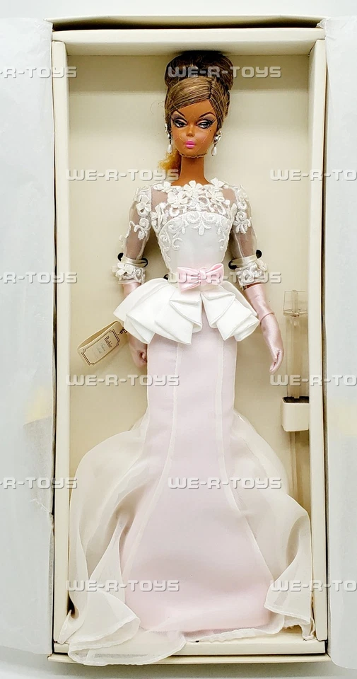 Barbie Fashion Model Collection Evening Gown Silkstone Doll 2011 Mattel W3426 - Image 3 of 4