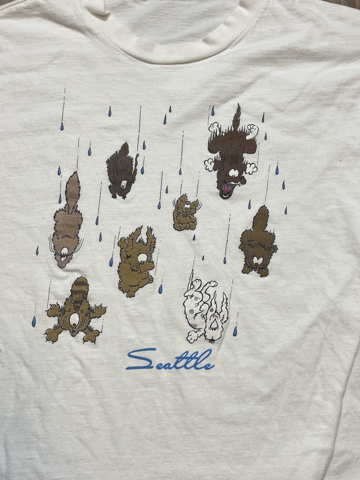 FILA T shirt vintage SEATTLE media pioggia gatti e cani manica lunga spellout LEGGI