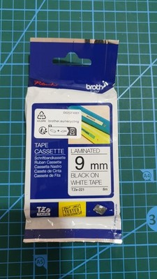 Original Brother P-touch TZe-221 Schriftband 9mm x 8m Schwarz auf Weiß Neu OVP