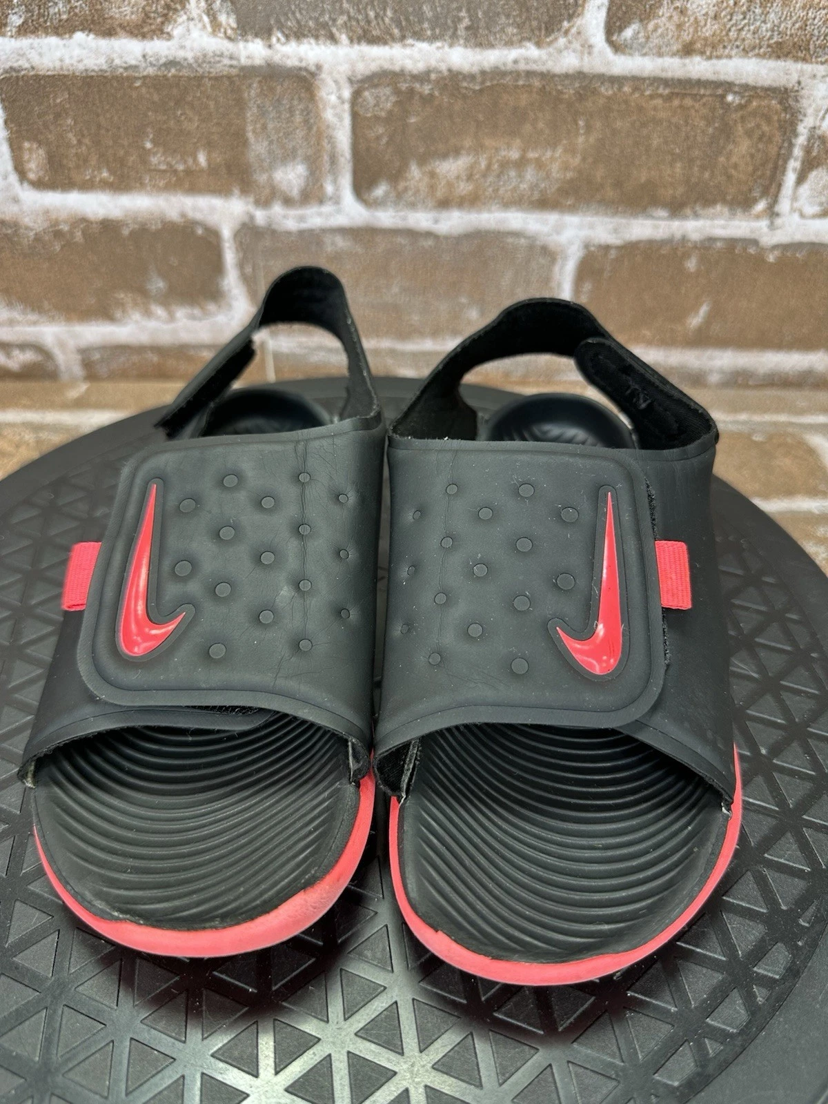 Sandalo Nike Sunray regolabile punta aperta nero rosa bambina bambino taglia 10C