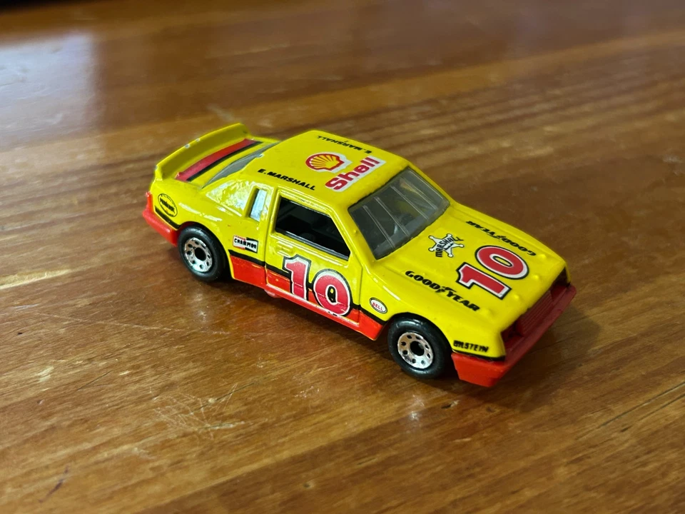 1987 Matchbox Buick Le Sabre Shell #10 Yellow Rare - Image 2 of 4