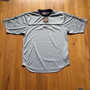 FC Barcelona Nike シャツ シルバー1999年記念　注意事項あり FC Barcelona Nike シャツ シルバー1999年記念 注意事項あり 1998-99