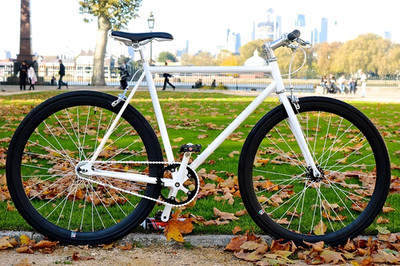 Weiß Schwarz Teman Single Speed Fahrrad Cycles Freiläufe und Fixed Gear Fixie Bike