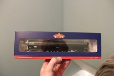 Bachmann 38-220A TEA tank wagon BP black oo gauge