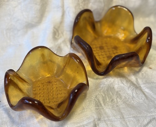 2 Vintage italienische Mid Century goldener Bernstein 5 Blütenblätter Lotus Schalen stapelbar Blenko