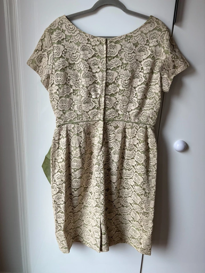 Vintage 1950s Ivory Lace & Sage Green Party Dress w/ Bow Holiday Christmas XL/XX - Image 4 of 4