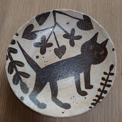 MAKOTO KAGOSHIMA Handmade Cat Small Plate Art Piece Ceramics From Japan Used