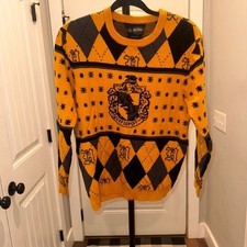 Harry Potter Hufflepuff Sweater Size Large Knit Sweater - Yellow/Black