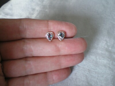 Marambaia London Blautopas Ohrstecker, 0,84 Karat, 1,27 Gramm 925 Sterling