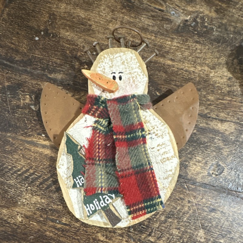 Handmade Rustic Snowman Holiday Ornament Wood Fabric Multicolor Plaid 2002