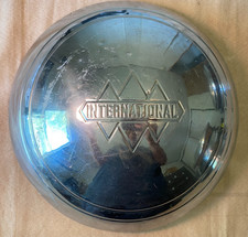 Vintage International Truck 30s And 40s Triple Diamond Center Hub Caps