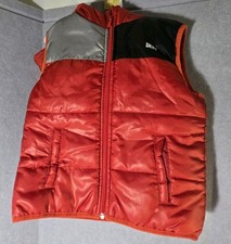 DKNY Boys Red Black Gray Sleeveless Puffer Vest Jacket Hood Logo Sz 6
