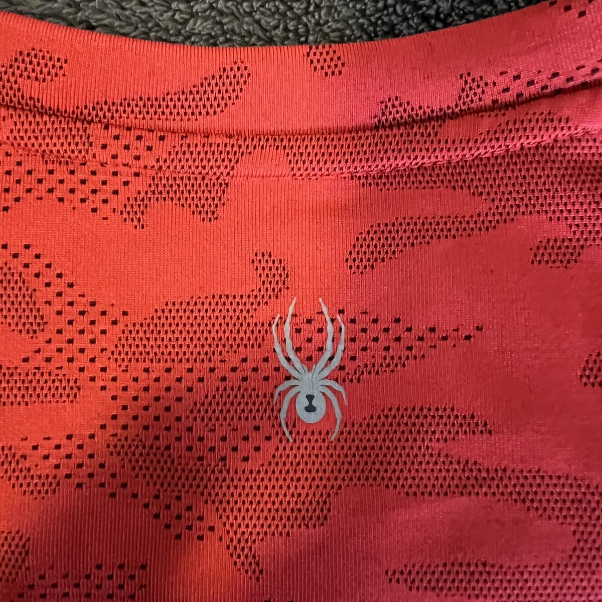 Spyder Active Wear Outdoor Athletic Women Red Shirt Size