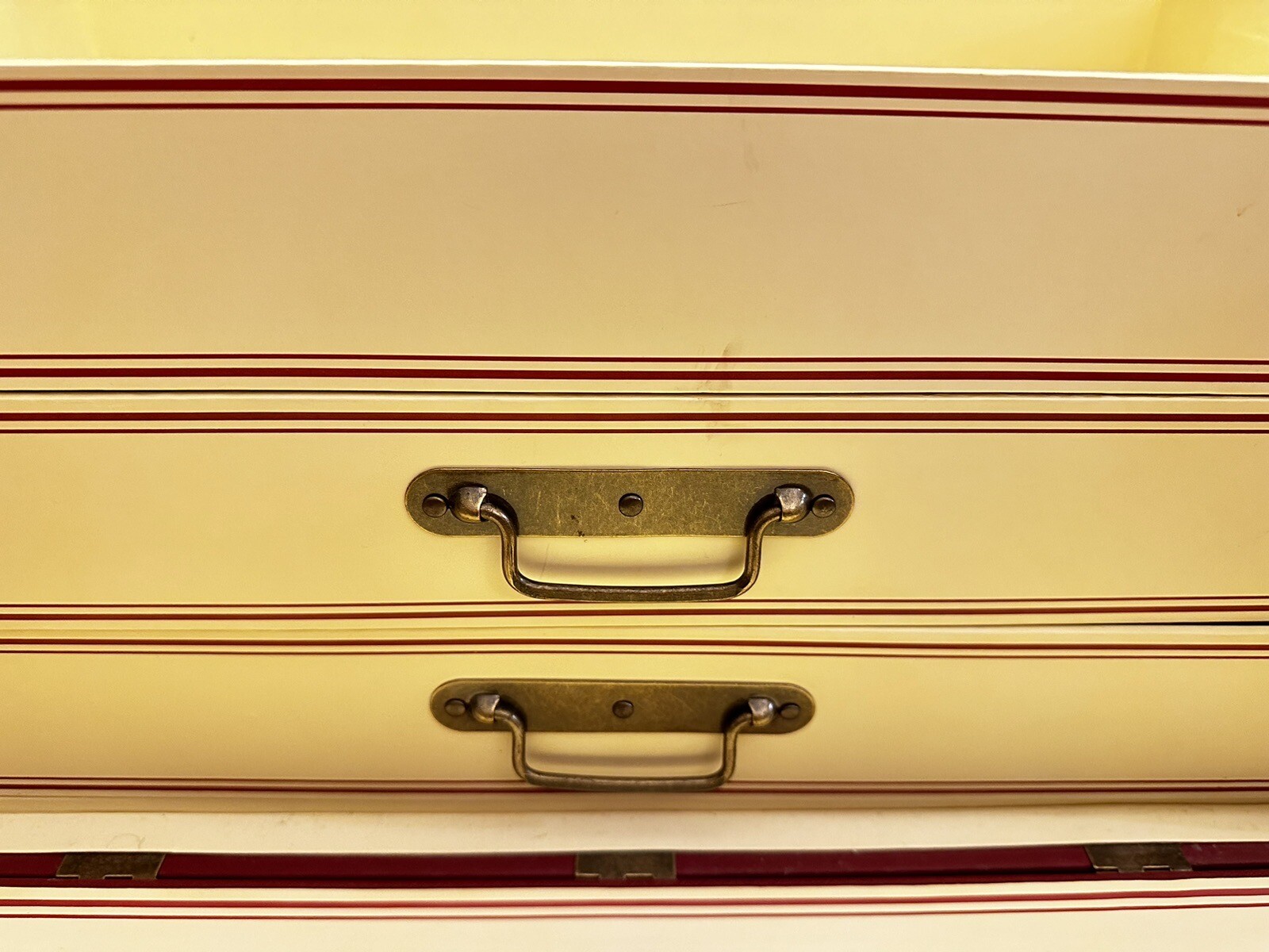 American Girl Kit's Red 2Drawer Trunk Storage Chest RETIRED Great