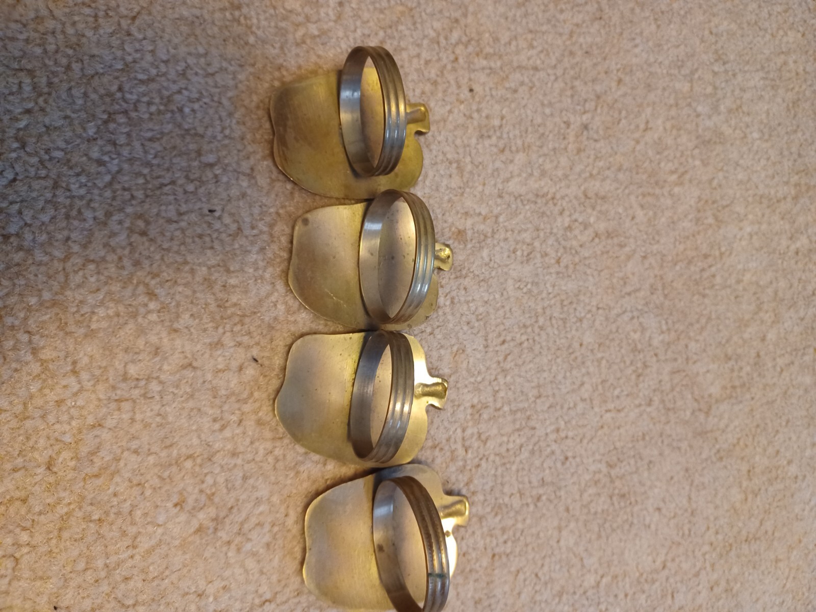 Picture 2 of 4