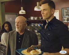 Joel McHale Community Autographed Signed 8x10 Photo ACOA 