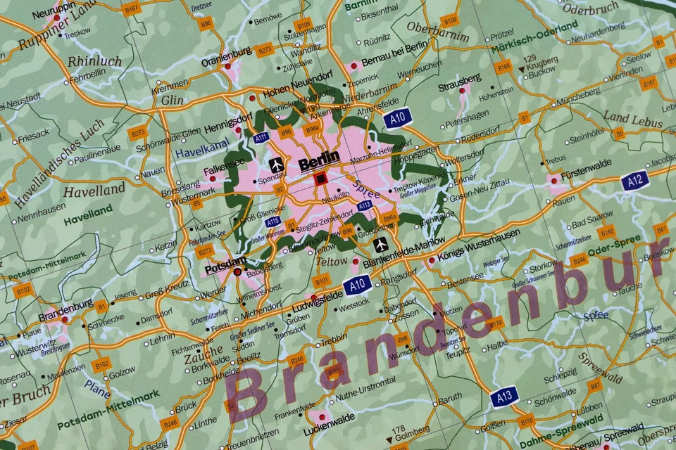 XL Deutschlandkarte (politisch) Wandkarte Bundesrepublik Poster 140 x 100 cm - Bild 2 von 4