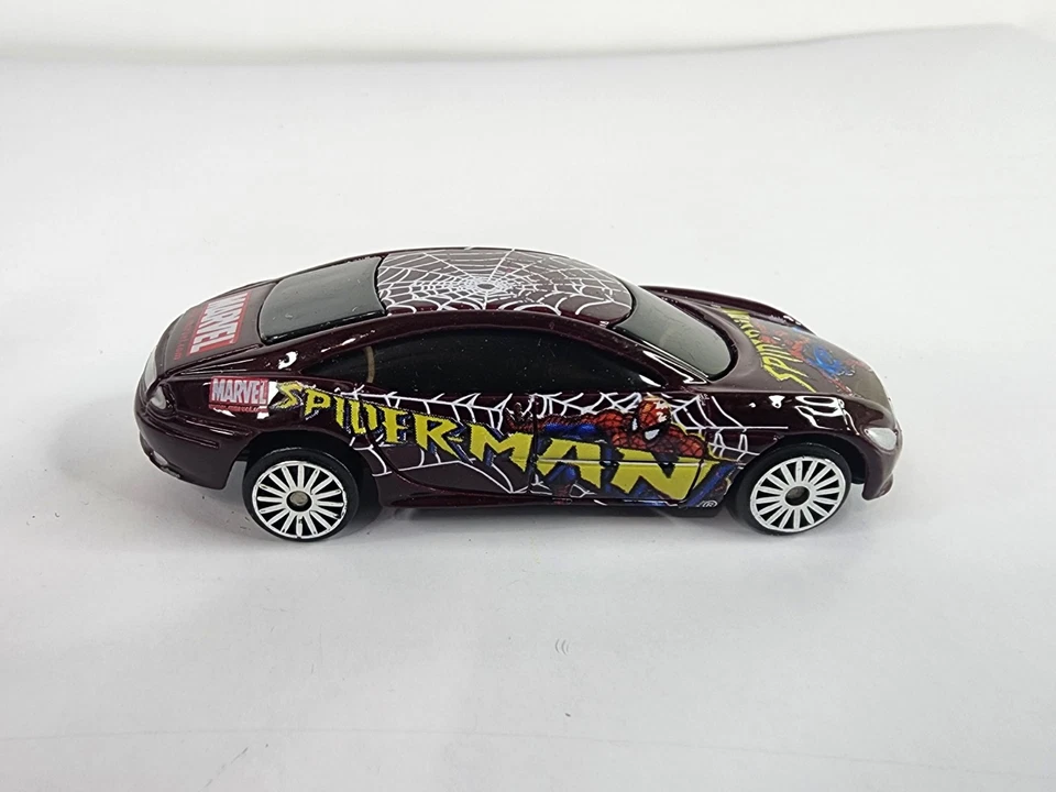 Maisto Marvel Collection Spider-Man Buick laCrosse 1/64 Scale - Image 2 of 4