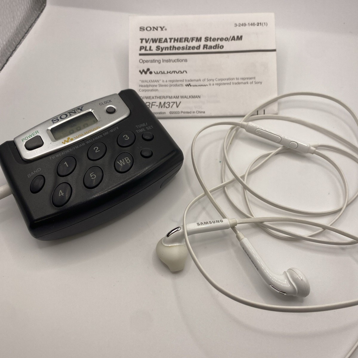 Sony Walkman SRF-M37W Portable AM/FM Weather Radio Works , Comes