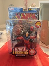 TOY BIZ MARVEL LEGENDS SERIES III 3 MAGNETO with COMIC BOOK & DISPLAY STAND