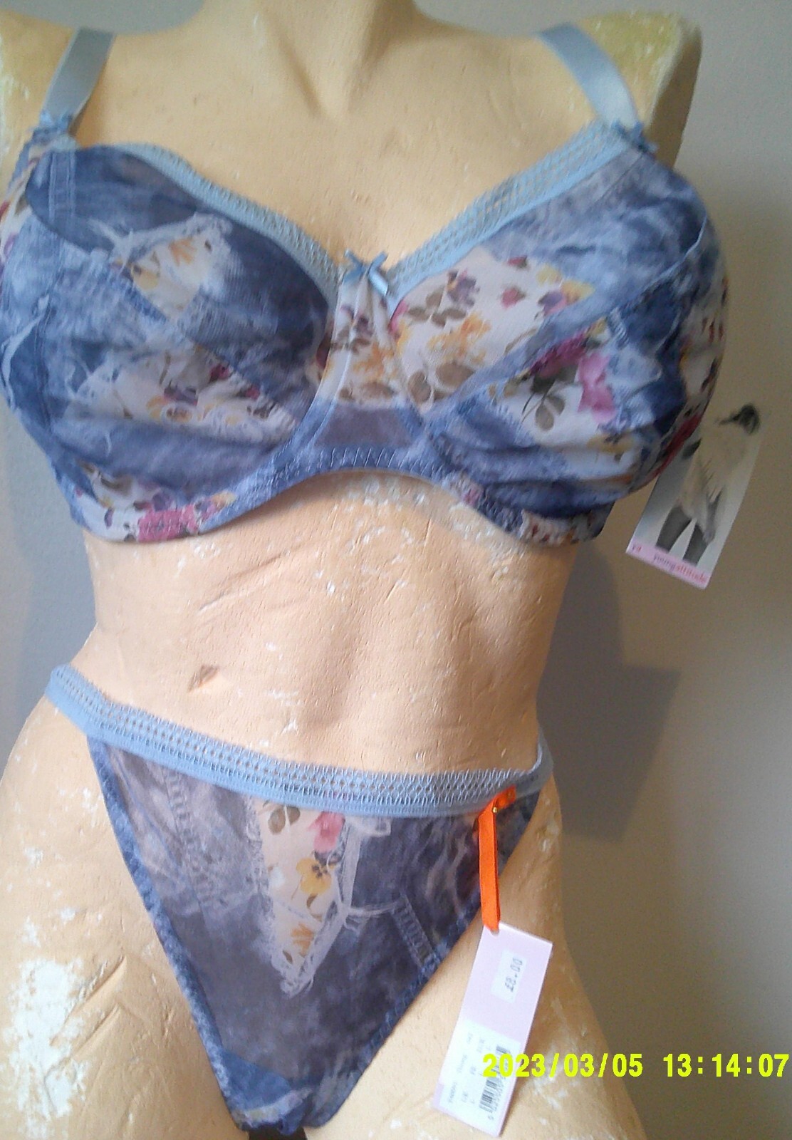 36E/Large - New Young Attitude (YA) Underwired Bra 36E & Matching Thong Large