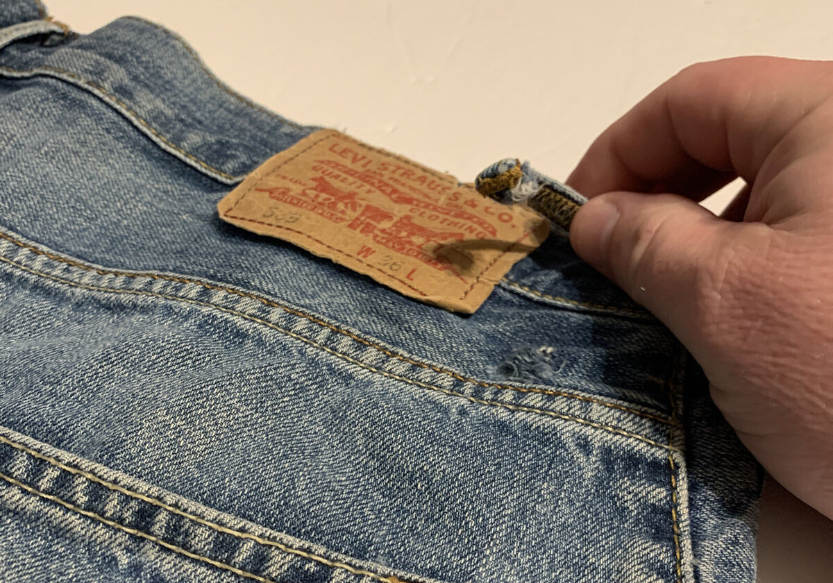 Levis 589 Mens Blue Denim Jean Shorts - Waist Size 36 Levis 589 Mens Blue Denim Jean Shorts - Waist Size 36