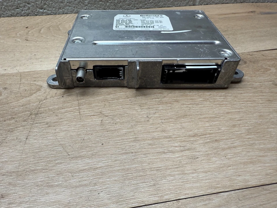 MERCEDES BENZ S550 GL450 SL550 OE SIRIUS 卫星收音机接收器控制模块 — 第 2/4 张图片