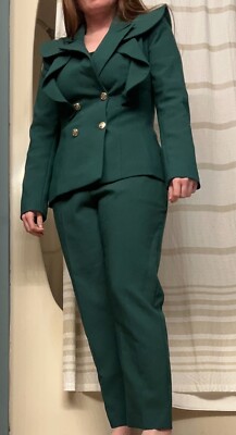 NWT Gizia Women s Suit Green 