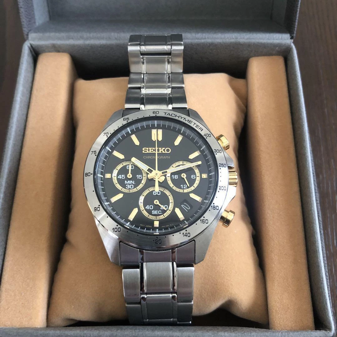 Seiko chronograph black and hotsell gold