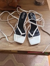 River Island White Toe Post Kitten Heel Ankle Tie Sandas BNWOB size 38 (UK 5)