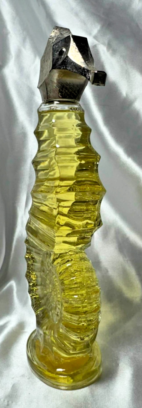 Avon Sea Horse Decanter Skin-So-Soft Bath Oil 6 oz. FULL w/Box