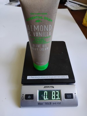 Bath & Body Works Essential Oils Almond Vanilla Olive Oil Body Cream 8oz RETIRED