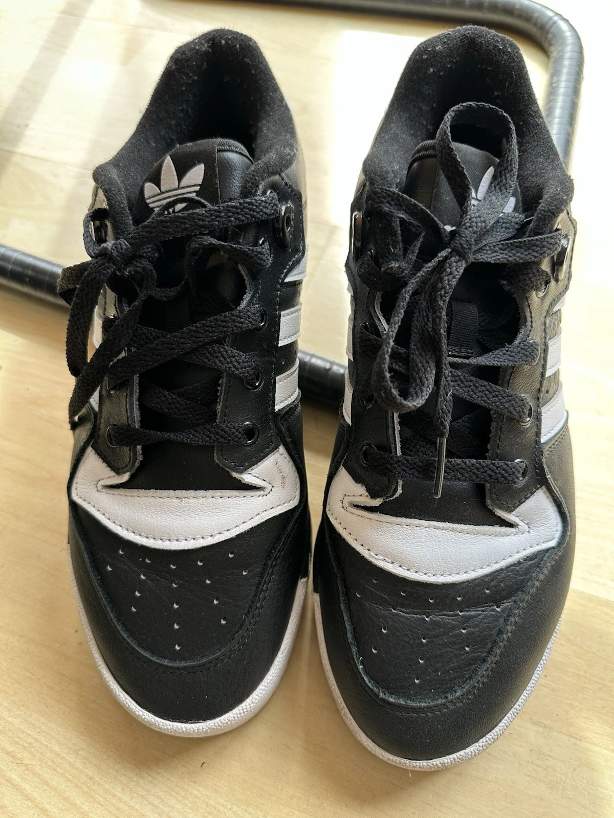 Adidas originali 3 strisce taglia 8.0