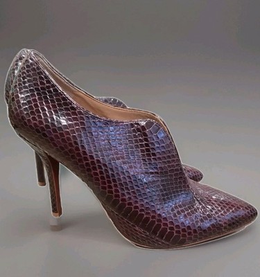 Vince Camuto Leather Snake Print Heel Bootie  Wine Carolena Size 8.5 M 