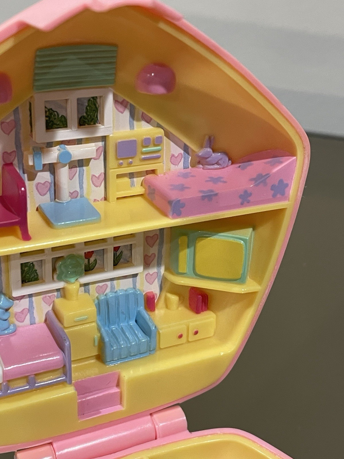 Vintage Polly Pocket Polly In The Nursery 1992 Bluebird Pink Hexagon COMPLETE