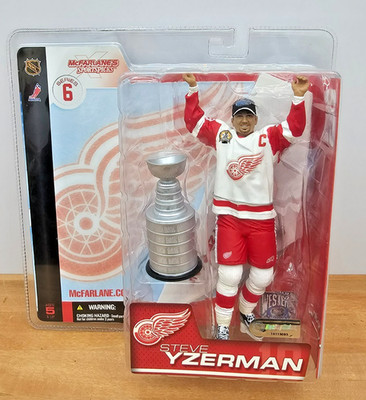 MCFARLANE STEVE YZERMAN DETROIT RED WINGS STANLEY CUP NHL HOCKEY FIGURE SERIES 6