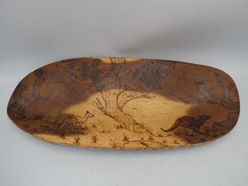 AUSTRALIAN WIRE BURNT KANGAROO VINTAGE ART DECORATED ABORIGINAL COOLAMON BOWL