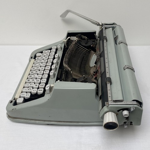 Hermes 3000 typewriter - Picture 9 of 15