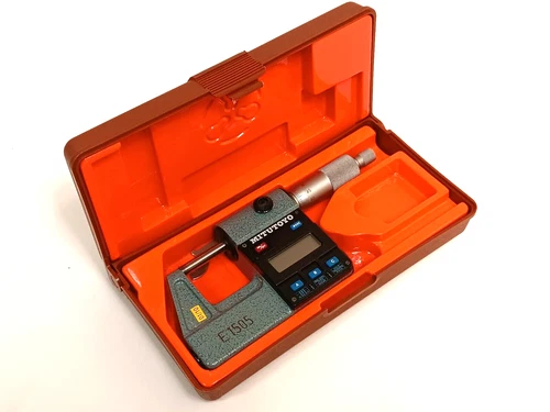 Mitutoyo Digimatic Mircrometer 293-111 Iron Iron Measuring Screw 0-25mm 0.001mm