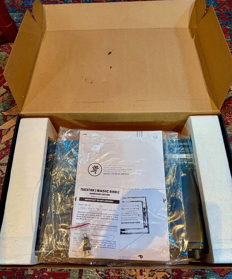  Onyx Blackbird Premium 16x16 FireWire Recording Interface Mackie  - Image 3 of 4