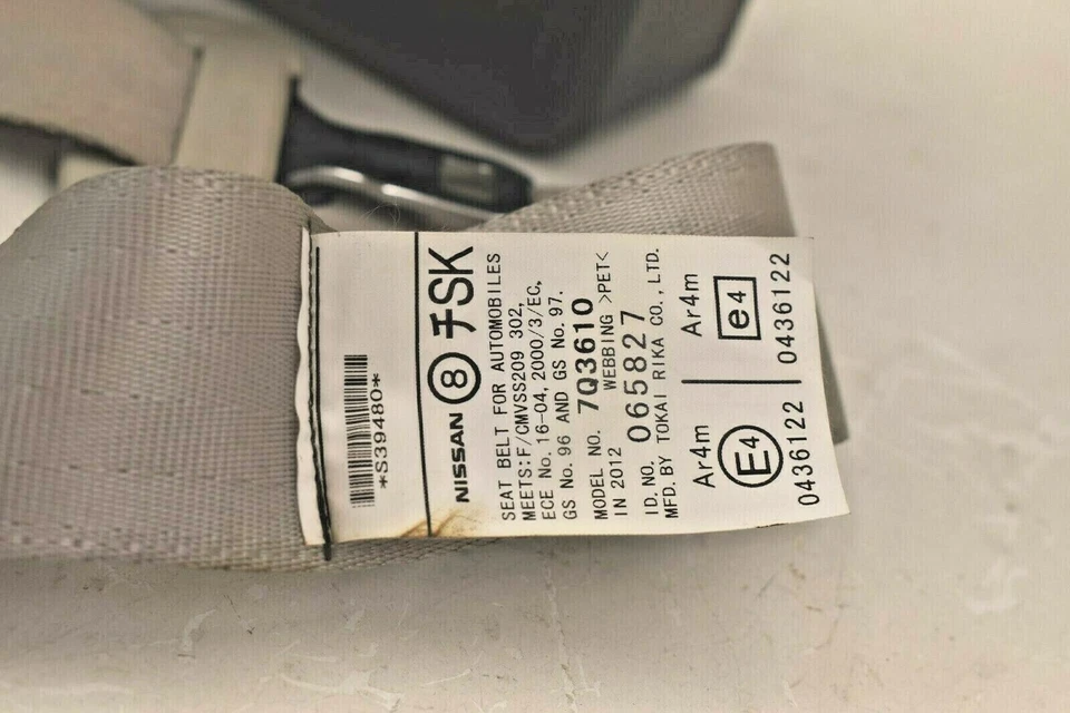 Infinity G37x G25 Q40 2010-2015 sedán OEM asiento trasero lado derecho conjunto de cinturón de seguridad Foto 3 de 4