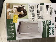 PetSafe Plastic Dog Cat Pet Door Small 1-15 lb 5 1/8 x 8 1/4 flap Easy Inst L3
