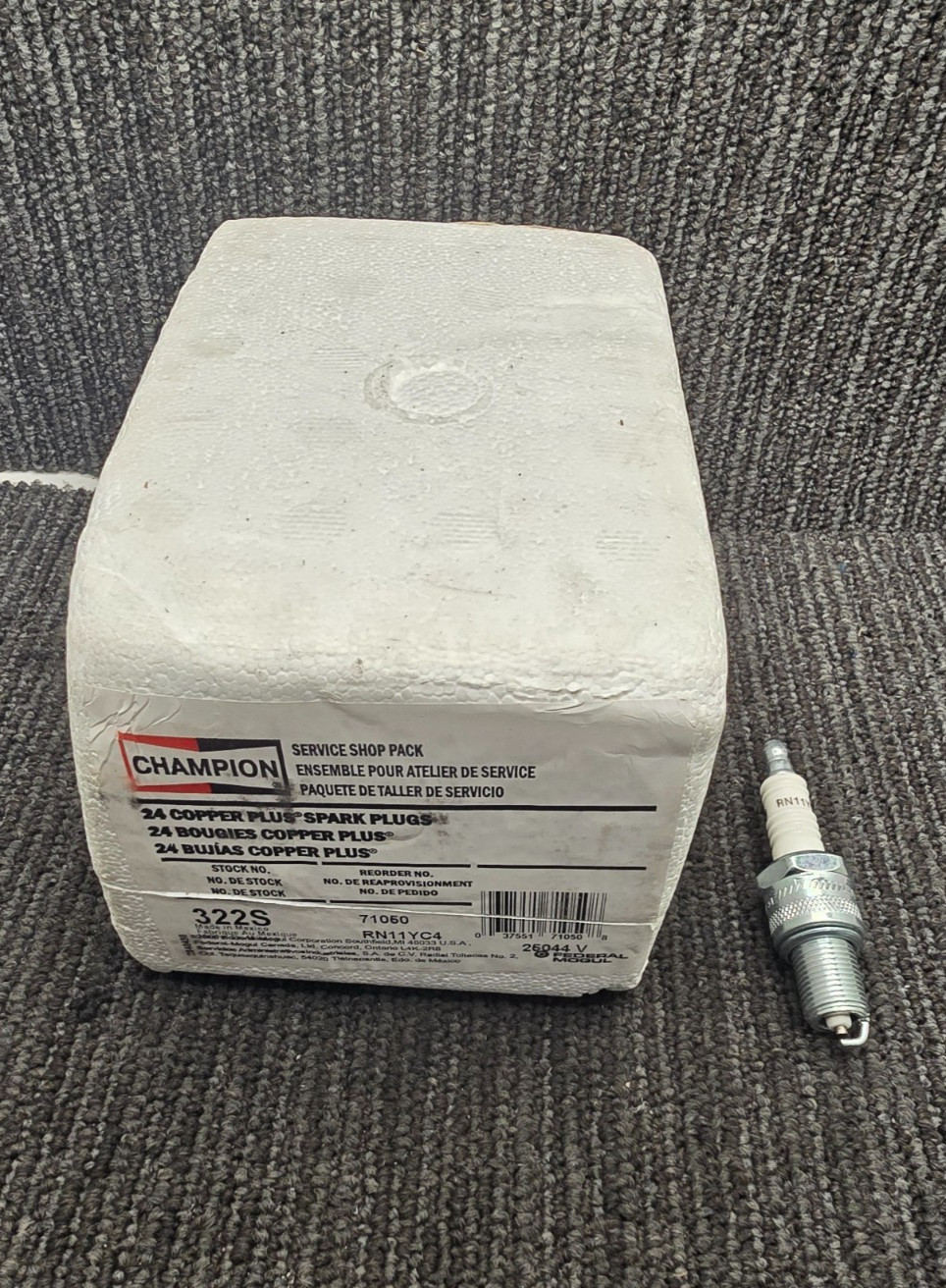 QTY 24 Champion Spark Plug 322 RN11YC4  Marine Engines Outboards Inboard