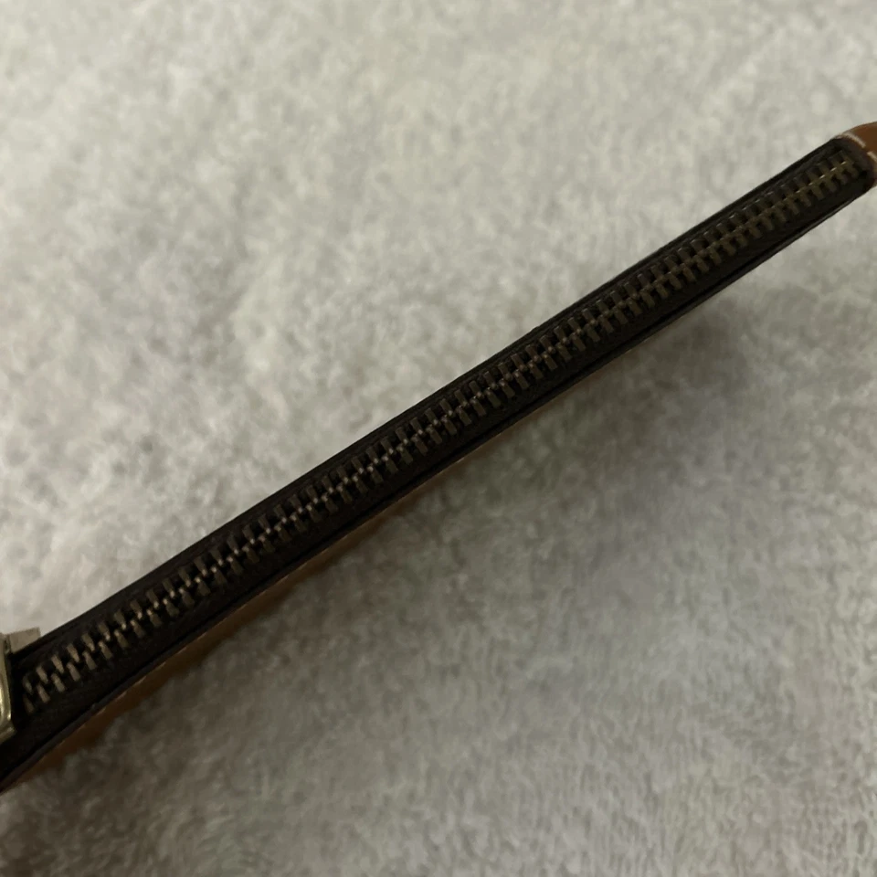 Бумажник CH Carolina Herrera персиковая кожа компактный с клапаном - Изображение 4 из 4