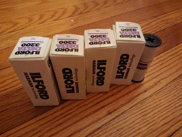 5 Rolls of Ilford DELTA 3200 Professional - 120 B&W Film. 