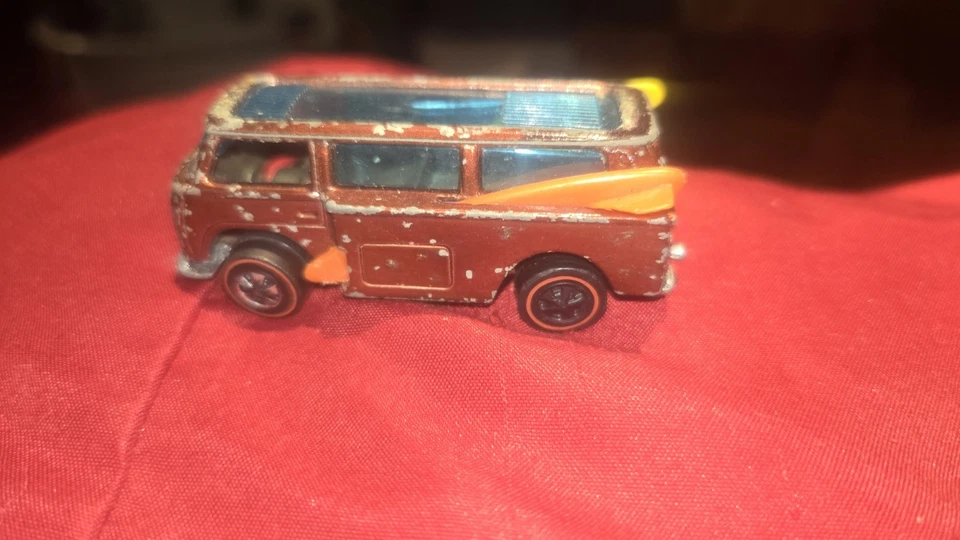 Volkswagen Beach Bomb placas originais vermelhas vermelhas super limpas! Hot Wheels REDLINE - Imagem 3 de 4