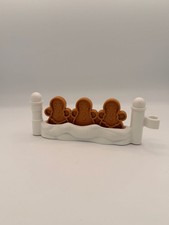 Fisher-Price Little People Christmas Gingerbread Men Fence Replacement Part